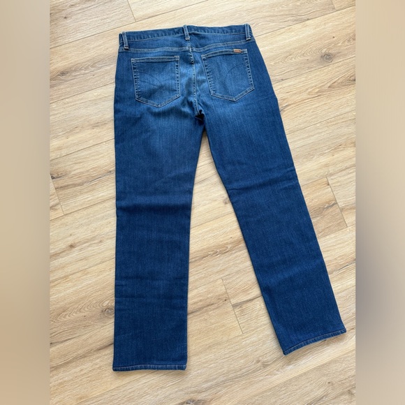 Joe’s Jeans - The Classic in size 33w - Picture 3 of 4